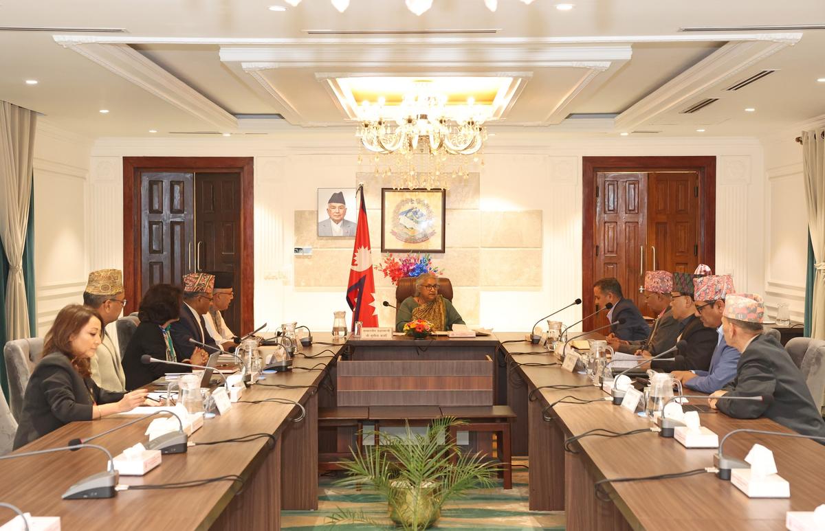 मन्त्रिपरिषद्को निर्णय: २ करोड ४२ लाख डलर अनुदान स्वीकार, युद्ध प्रभावित क्षेत्रमा रहेका नेपालीको उद्धारमा दूतावास परिचालन