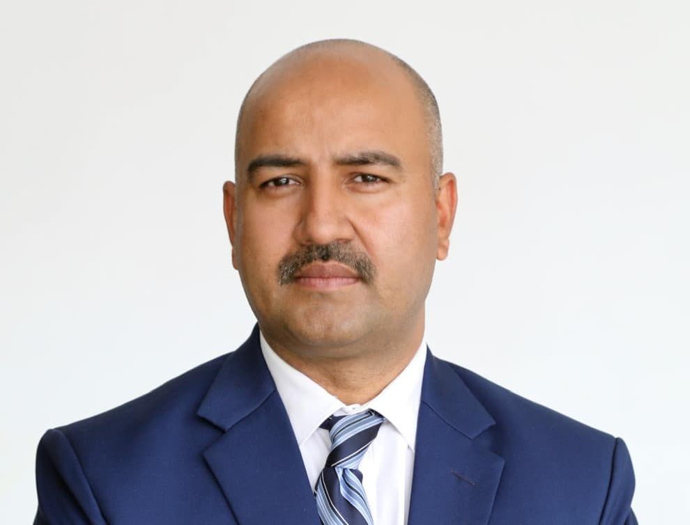 सीईओ पक्राउपछि सन नेपाल लाइफ इन्स्योरेन्सको निमित्त प्रमुख कार्यकारी अधिकृतमा कवि फूँयाल नियुक्त